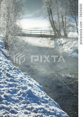 Winter mountains Winter mountains 5604800