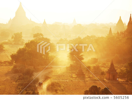 Bagan Bagan 5605256