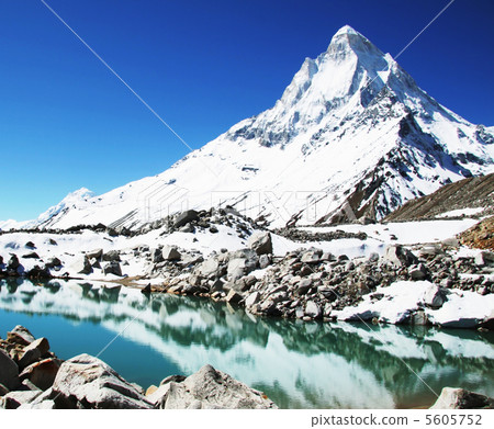 Lake in mountain 5605752