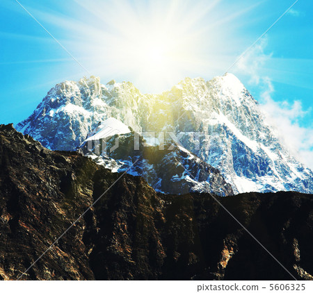 High mountains 5606325