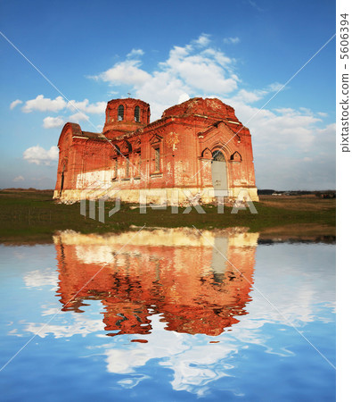 Church Church 5606394