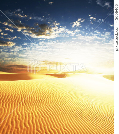 Sand desert Sand desert 5606406