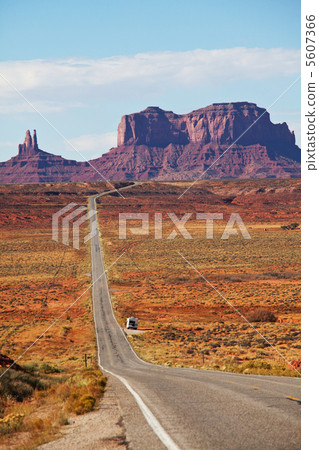 Monument valley 5607366