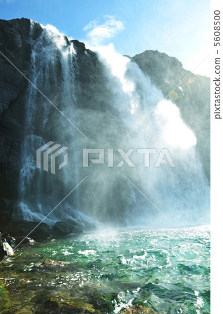 Waterfall 5608500