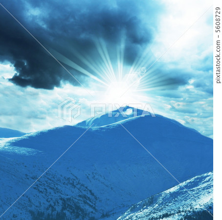Mountain peak 5608729