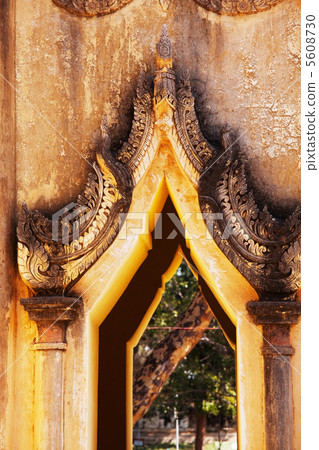 Temple Temple 5608730