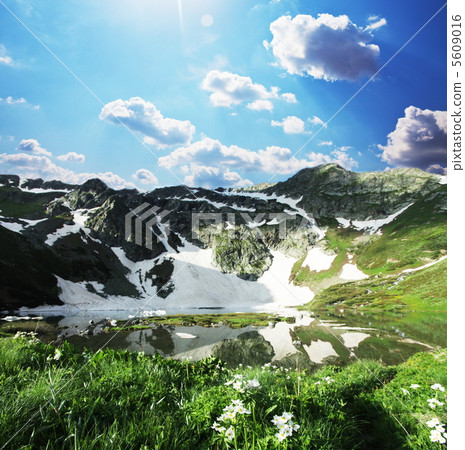 Lake Lake 5609016