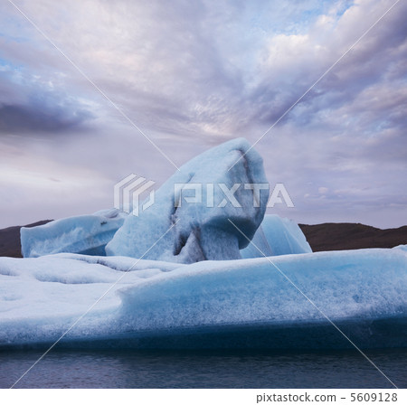 Iceberg in Iceland Iceberg in Iceland 5609128