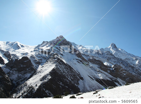 Mountains 5609565
