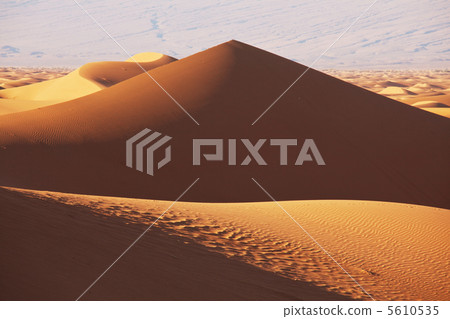 Desert Desert 5610535