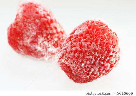 Red strawberry Red strawberry 5610609