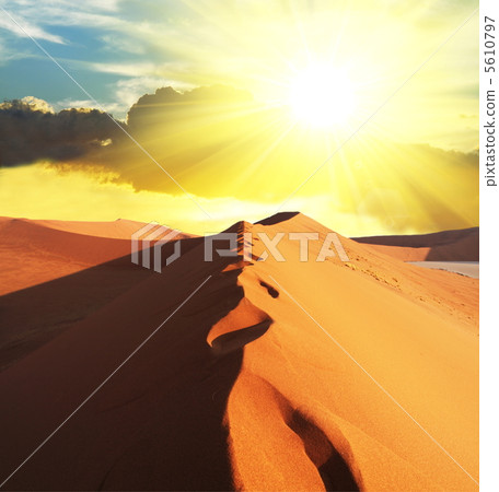 Desert on sunset 5610797