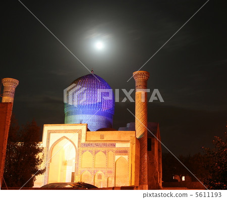 Night scene Night scene 5611193