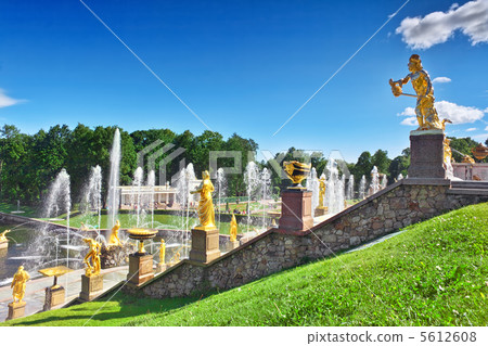 Grand cascade in Pertergof, Saint-Petersburg, Russia. 5612608
