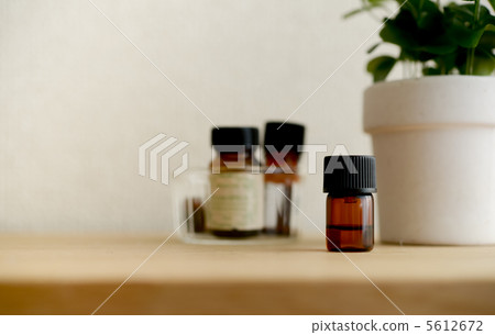 Aroma bottle Aroma bottle 5612672