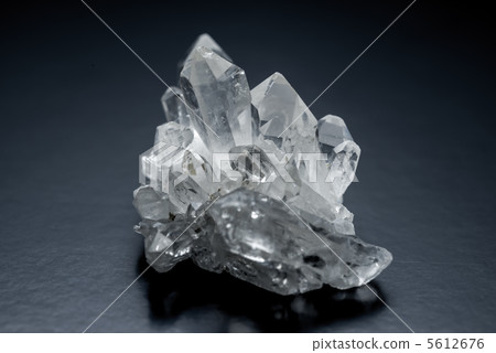 crystal 5612676