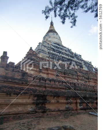 Shu Sandawaya Shu Sandawaya 5612769