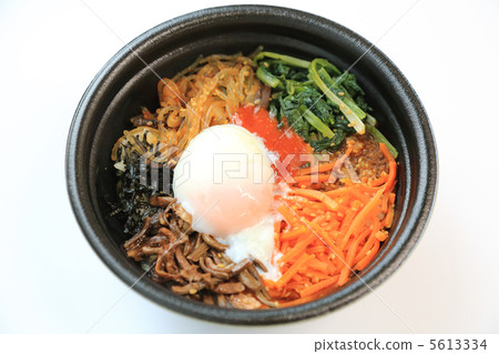 Delicious bibimbap Delicious bibimbap 5613334