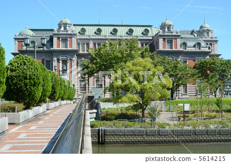 Osaka City Central Public Hall 5614215