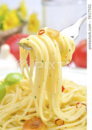 Spaghetti 5617502