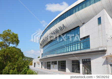 Level 5 stadium entrance 5619202