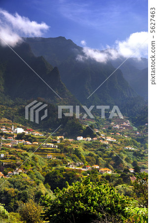 Madeira mountain scenery 5627463