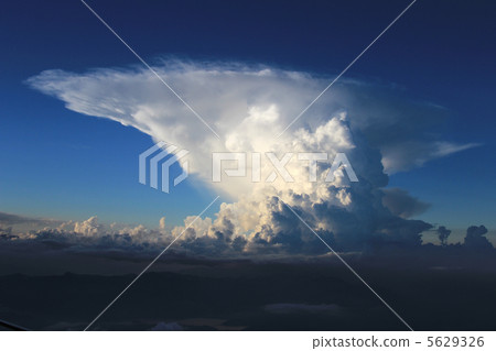 Kanato cloud 5629326