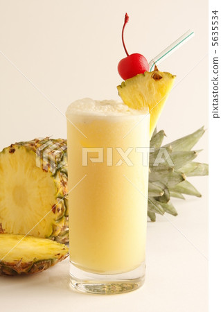 Pinha Colada Pinha Colada 5635534