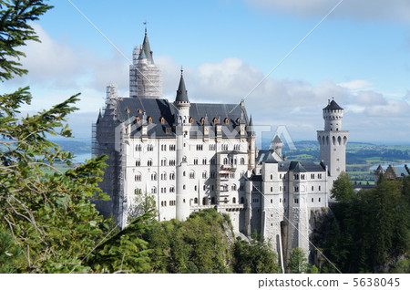 Neuschwanstein Castle Neuschwanstein Castle 5638045