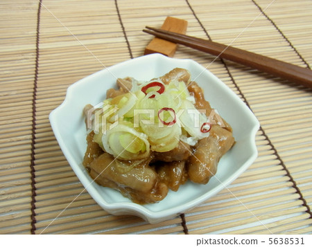 Braised with stew 5638531