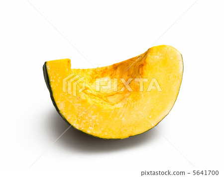 Fresh pumpkin 5641700