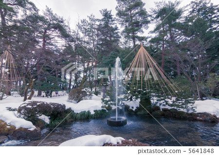 Kenrokuen fountain 5641848