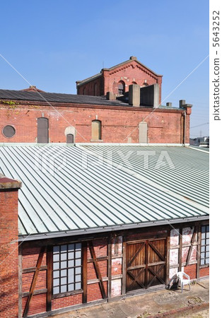 半達紅座大廈 5643252