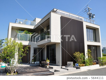 A house A house 5644111