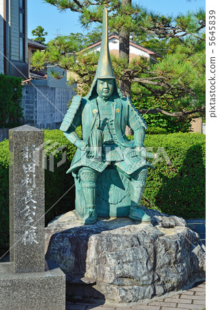 Takaoka walking · Tadashi Maeda public statue Hachi-Oji way Takaoka walking · Tadashi Maeda public statue Hachi-Oji way 5645839