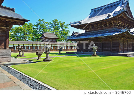 高岡步行·Zuiryuji佛寺 高岡步行·Zuiryuji佛寺 5646703
