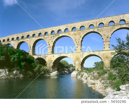 Pond du Girl Pond du Girl 5650290