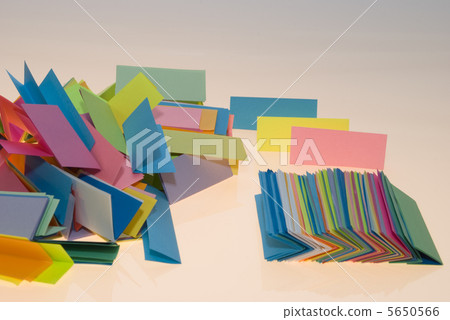 Various color paper 5650566