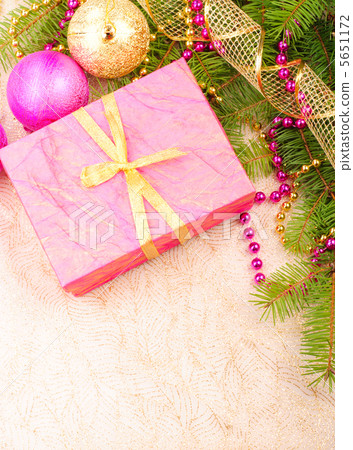 christmas gold and pink with pine branch 5651172
