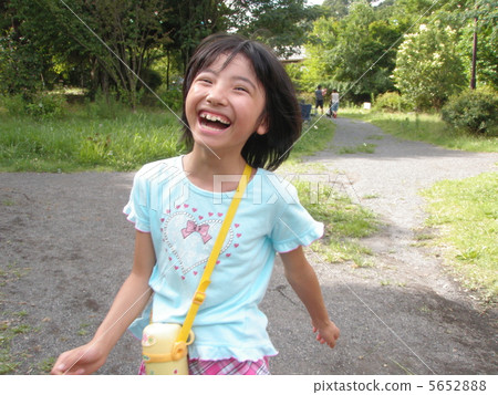 A picnic A picnic 5652888