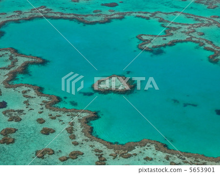 Heart Island in the Great Barrier Reef Australia Travel Heart Island in the Great Barrier Reef Australia Travel 5653901