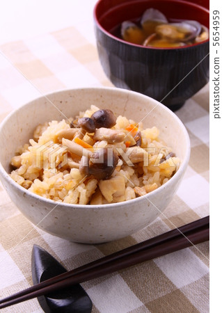 Cooked rice Cooked rice 5654959