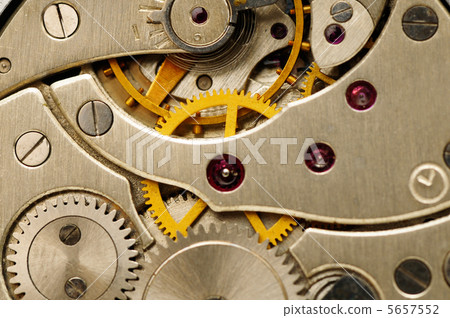 Clockwork 5657552