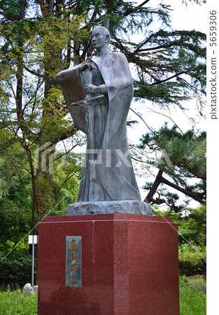 Takaoka walking · Takayama right near statue Takaoka Old castle park Takaoka walking · Takayama right near statue Takaoka Old castle park 5659306