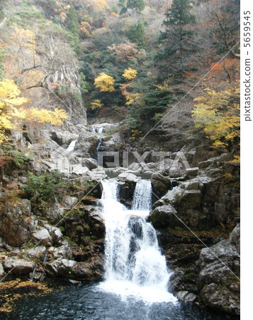 Sansho gorge 5659545