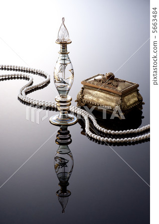 女裝配飾形象 女裝配飾形象 5663484