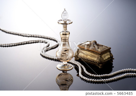 女裝配飾形象 女裝配飾形象 5663485