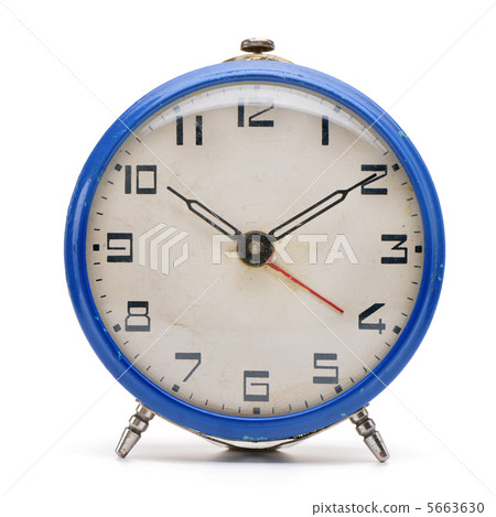 The old alarm clock 5663630