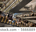 Escalator Maze 5666889