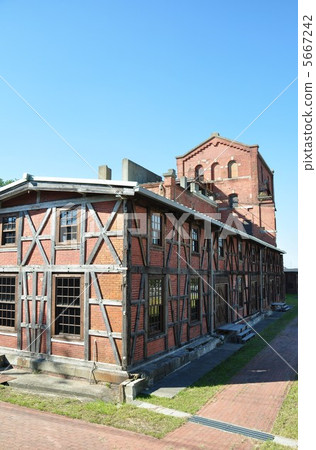 半達紅座大廈 5667242